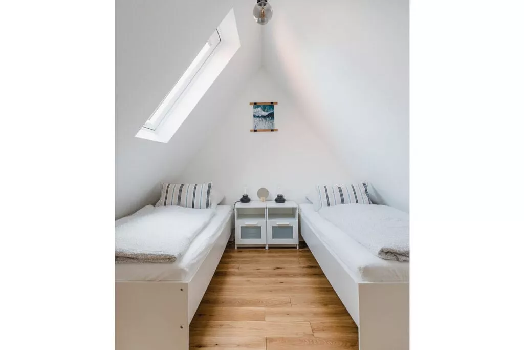 303477-Chambre