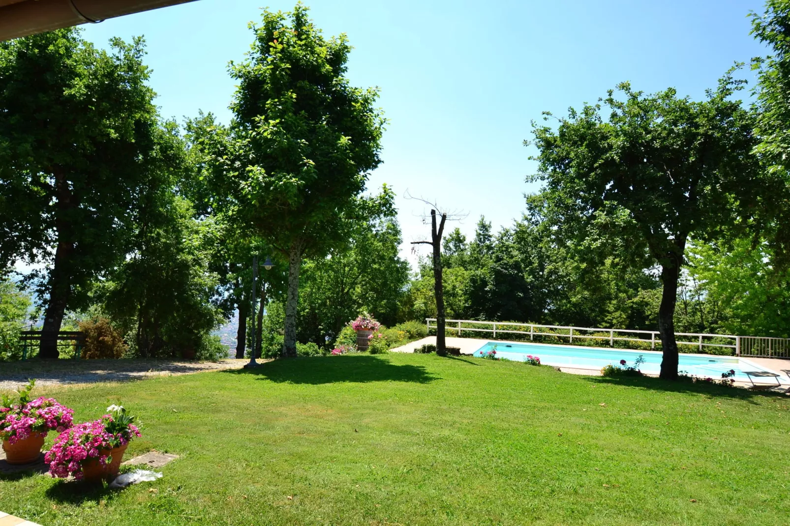 Casa Rondò-Gardens summer