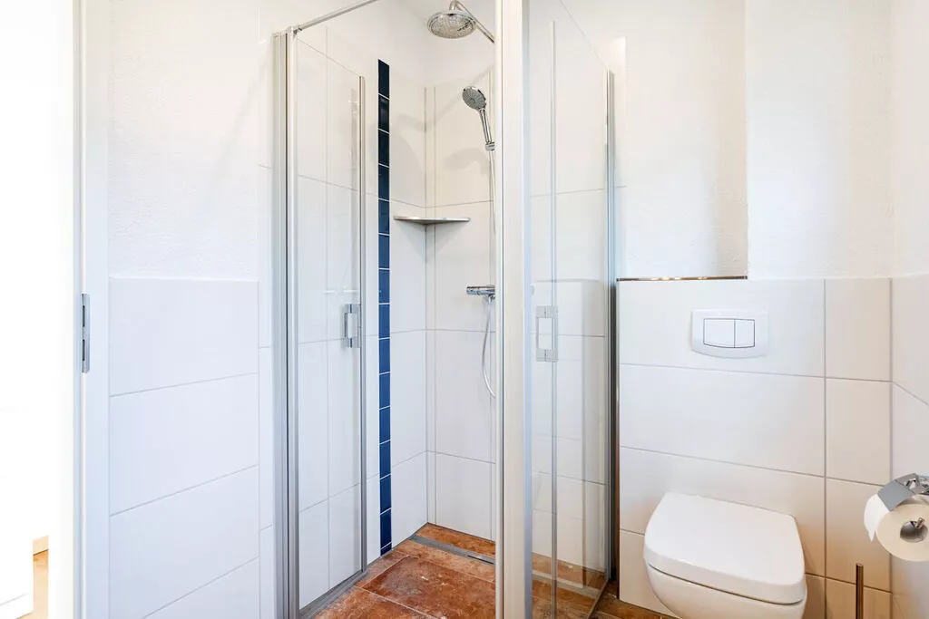 408483-Bathroom
