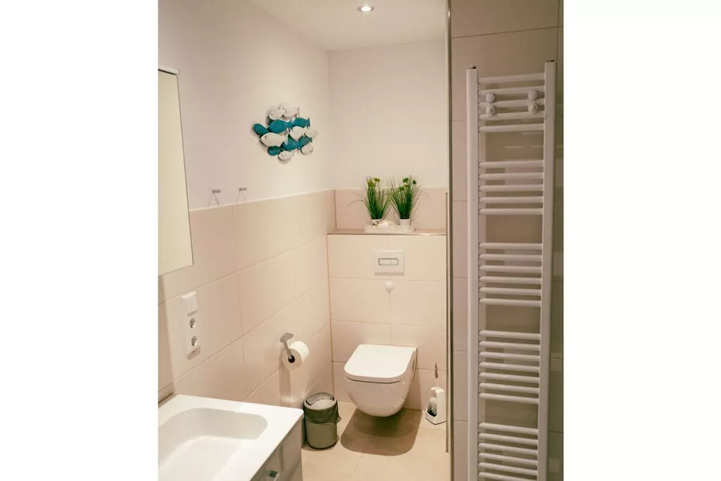 377693-Bathroom