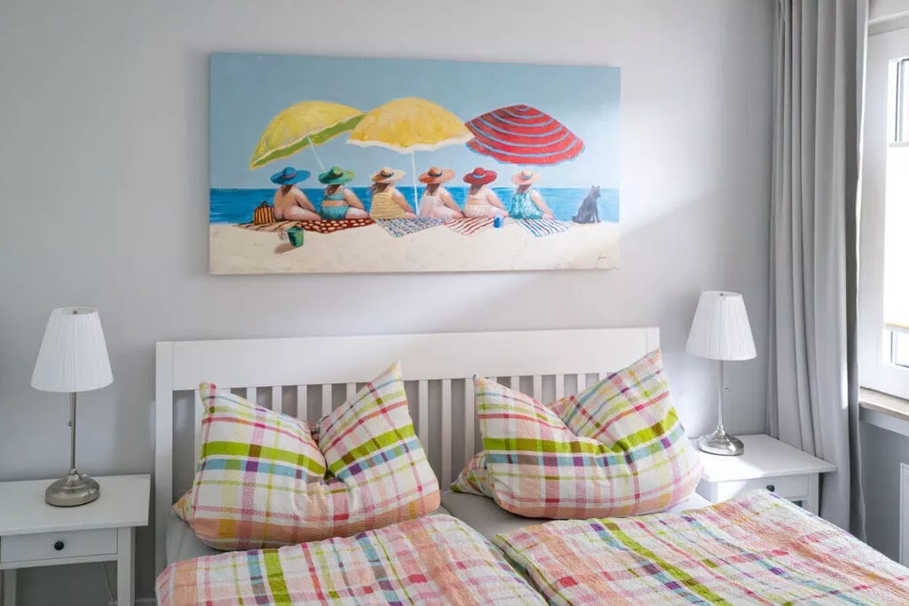 377693-Bedroom