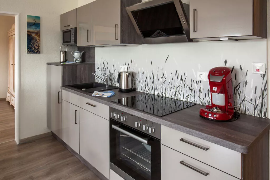 21220-Kitchen
