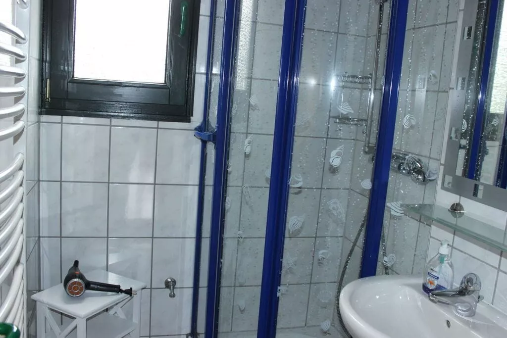 3947-Bathroom