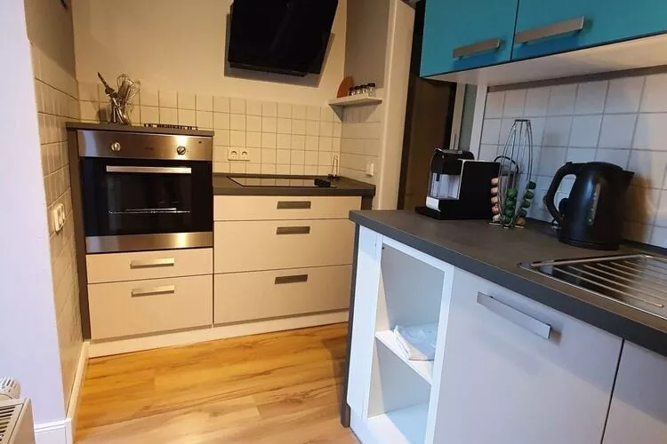 312343-Kitchen