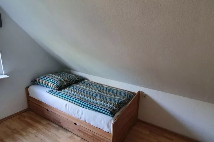 312343-Bedroom