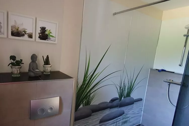 312343-Bathroom