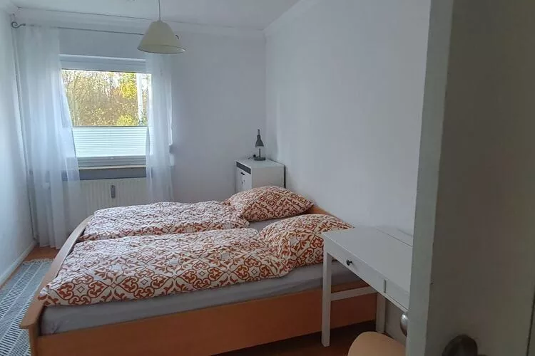 386334-Bedroom