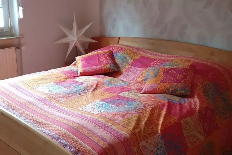 386334-Bedroom