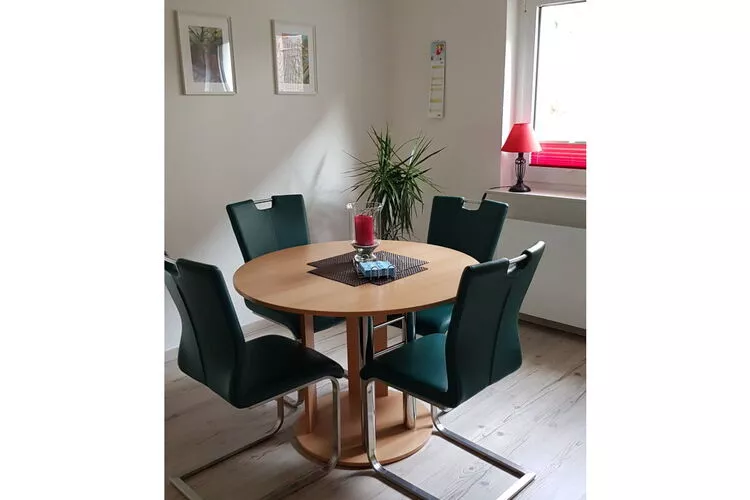 393665-Dining room