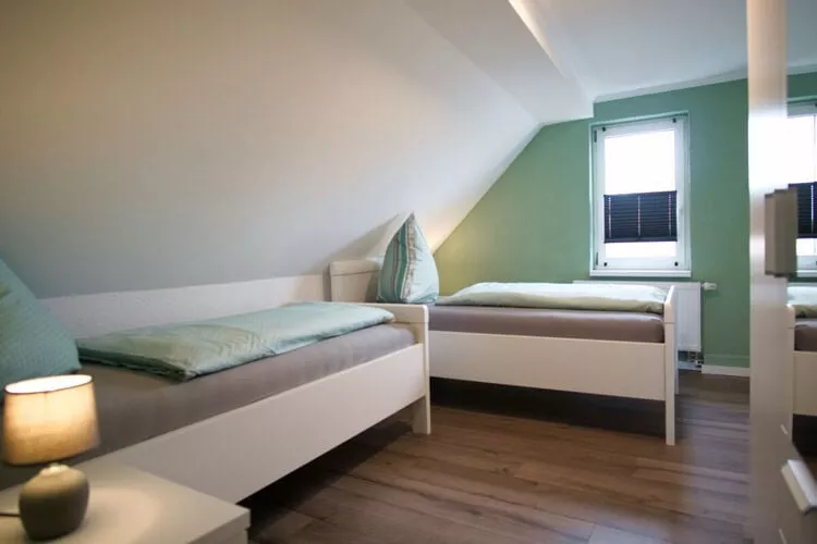 377571-Bedroom