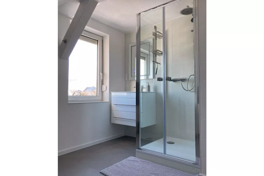 481553-Bathroom