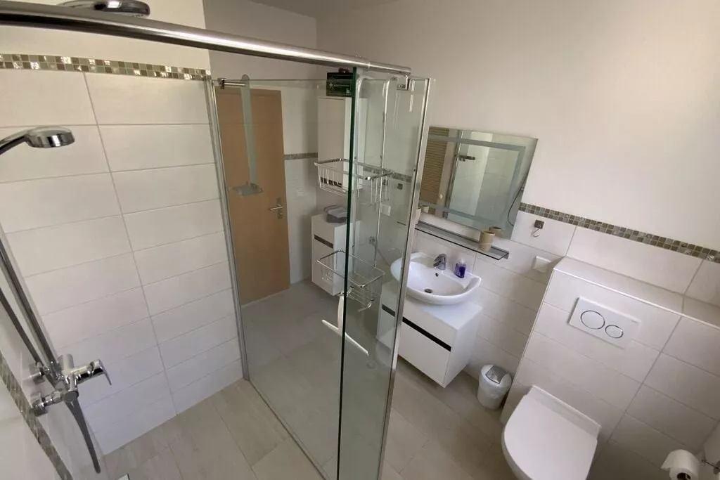 456802-Bathroom