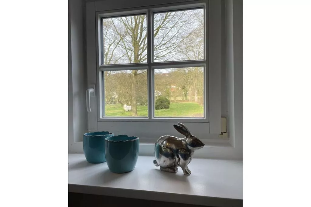 381797-Living room
