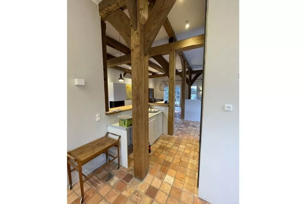 381797-Kitchen