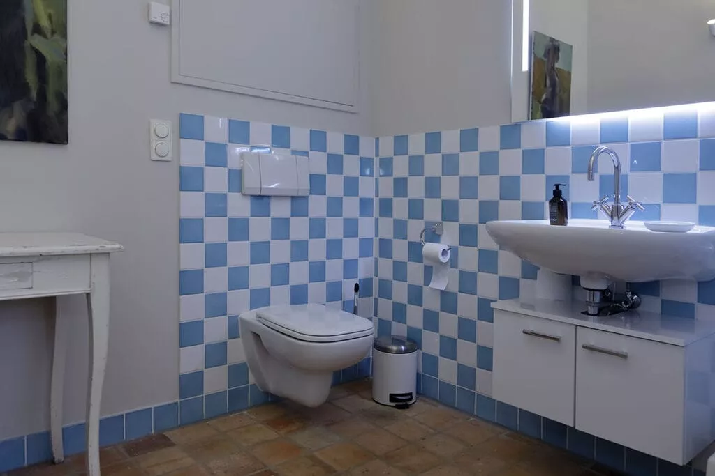 381797-Bathroom