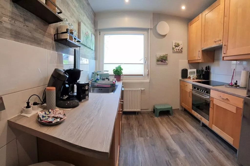 383065-Kitchen