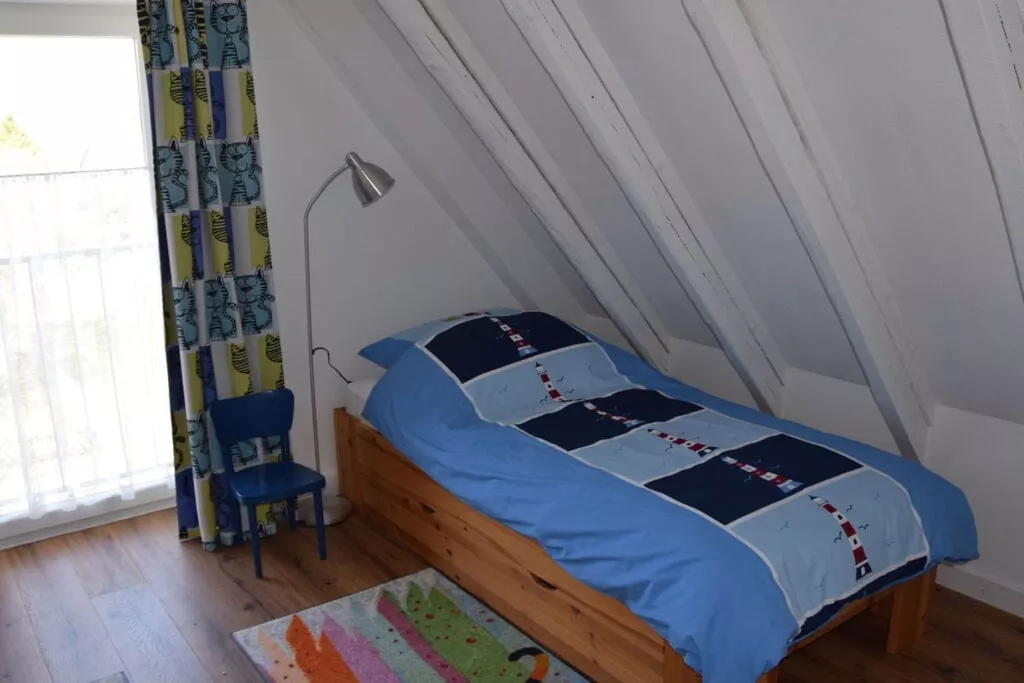 230755-Bedroom