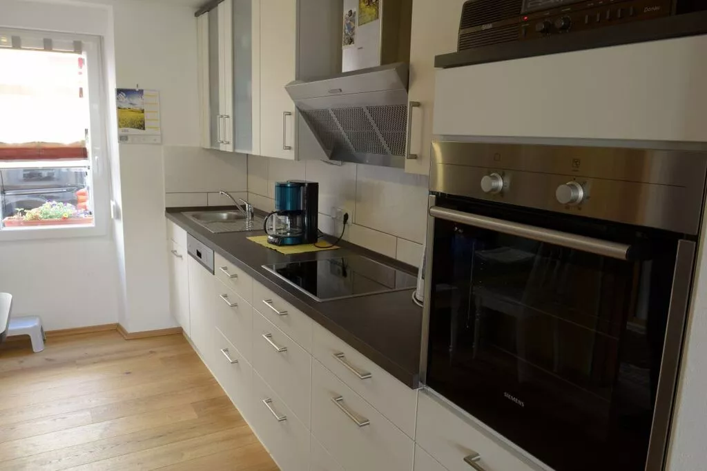 220569-Kitchen