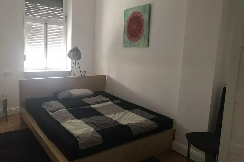 220571-Bedroom
