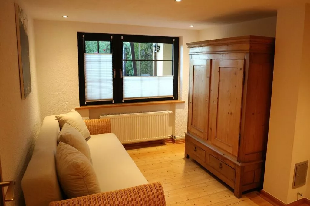 297577-Living room