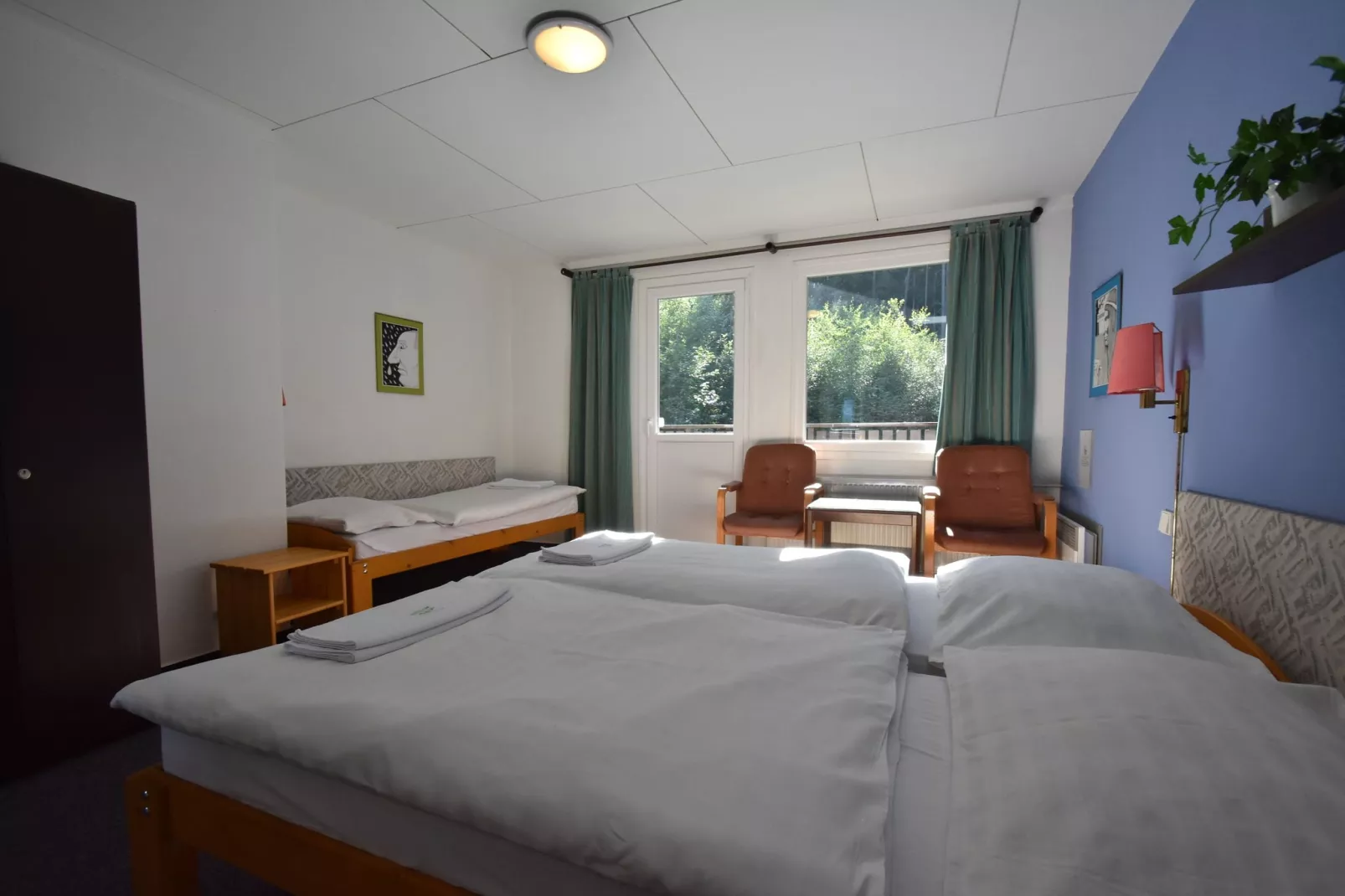 Relax-Bedroom