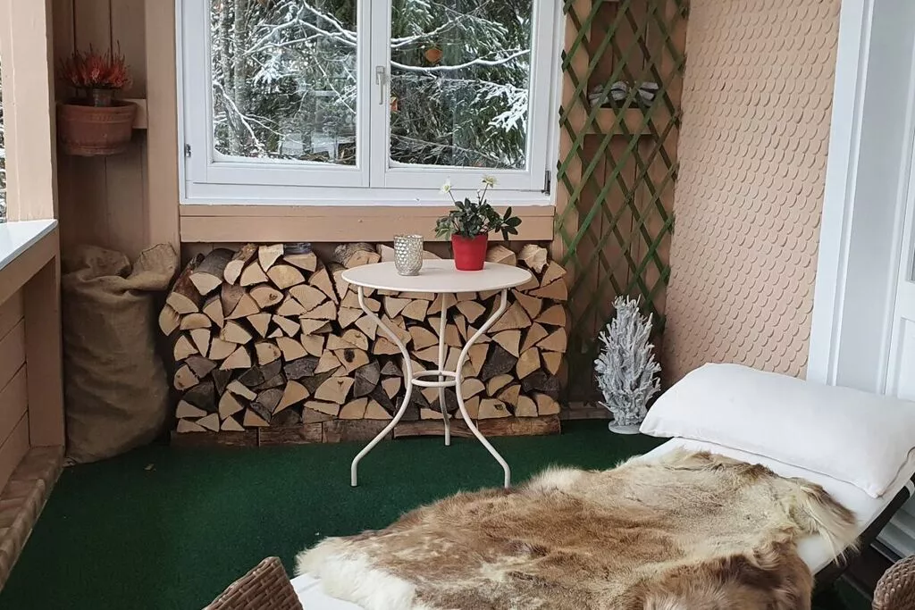 165277-Terrassenbalkon