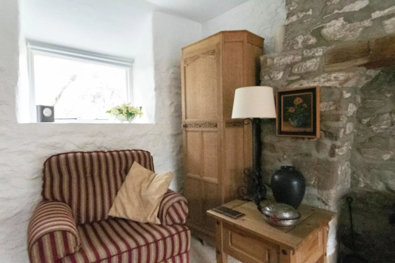Brodawel - The Cottage-Living room