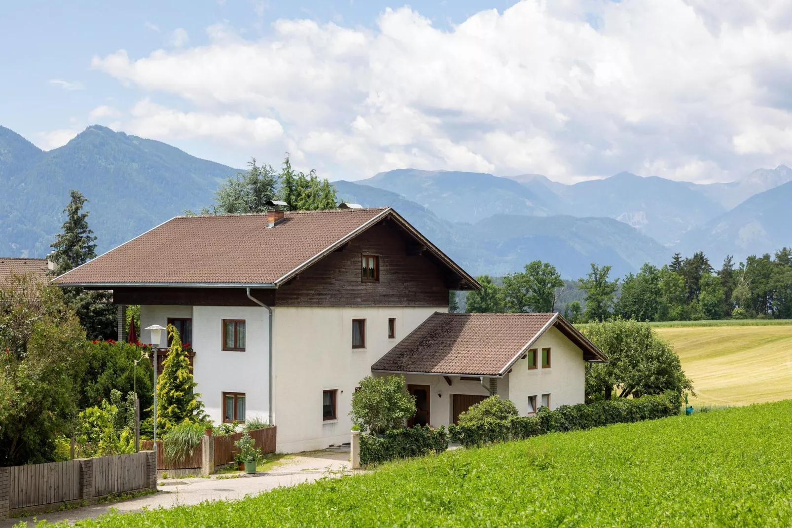 Ferienwohnung Seeboden-Exterior summer