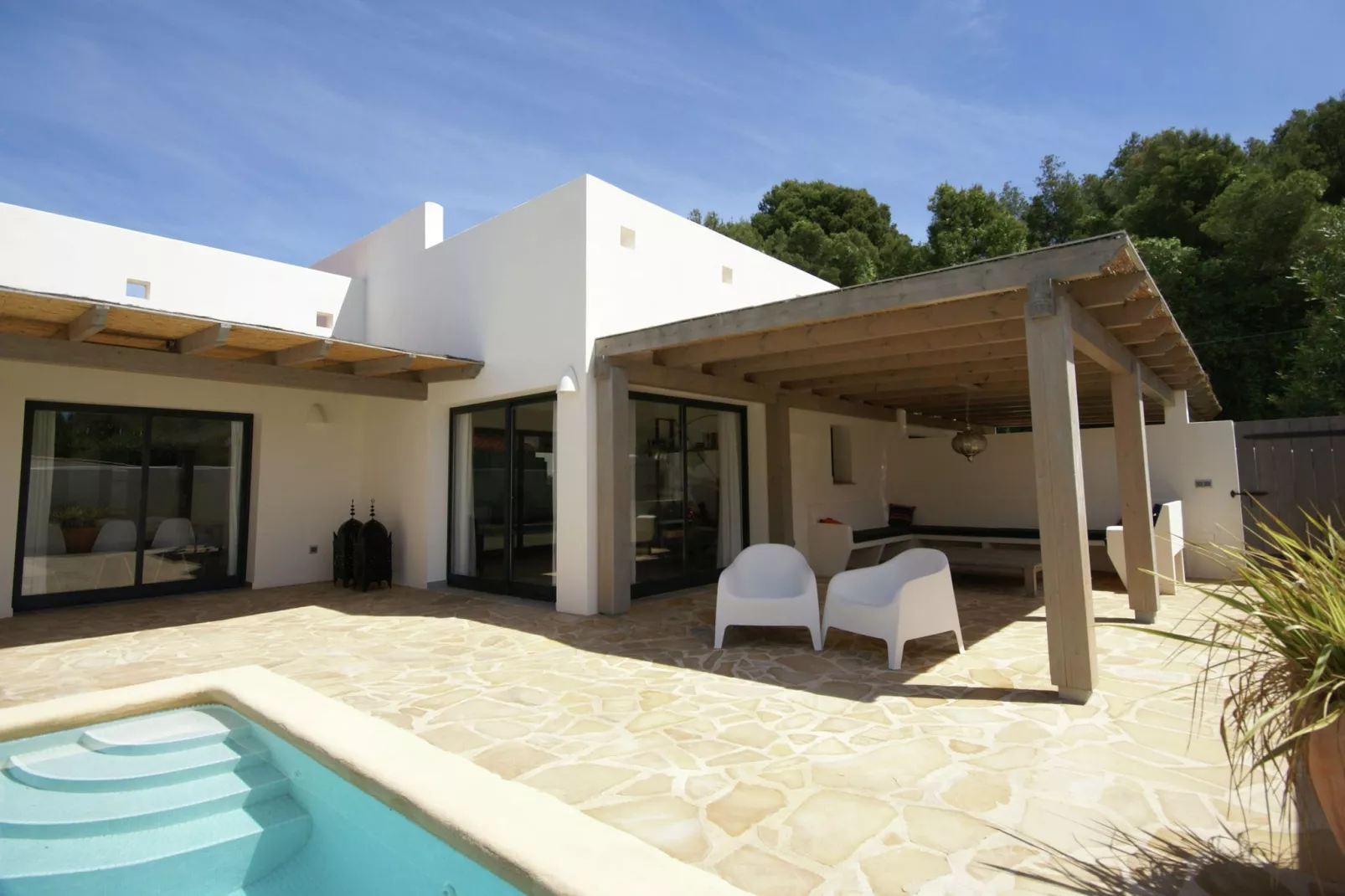 La Vida-Terrace balcony
