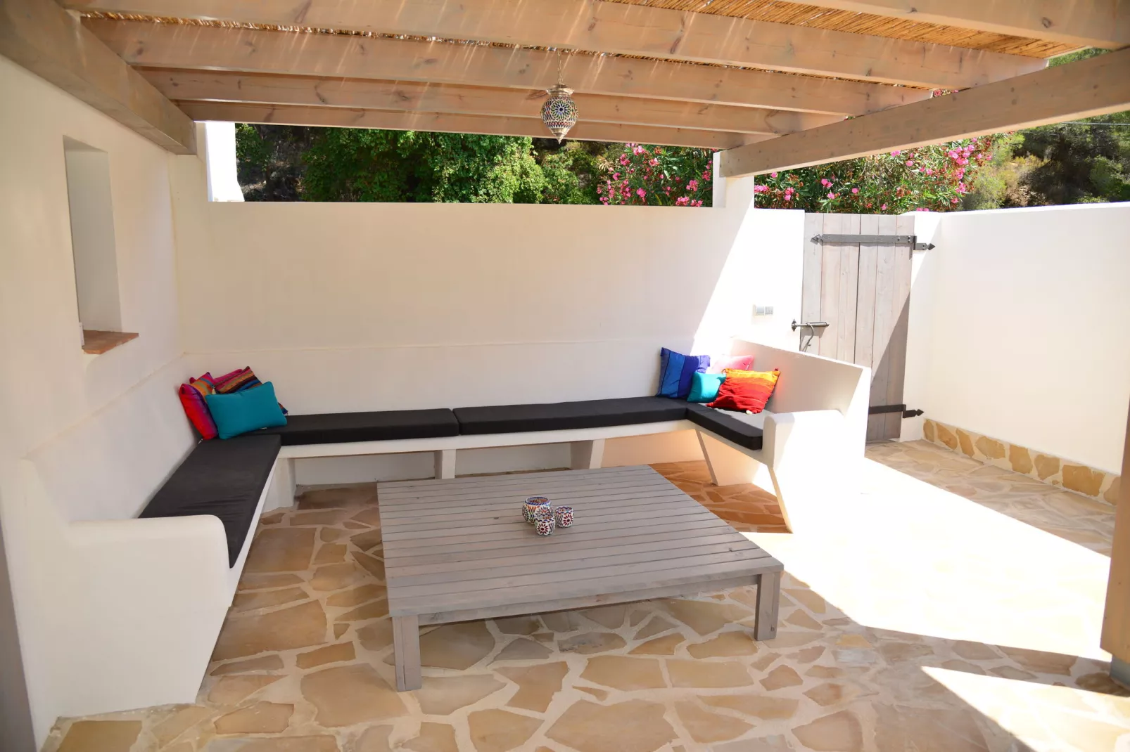 La Vida-Terrace balcony