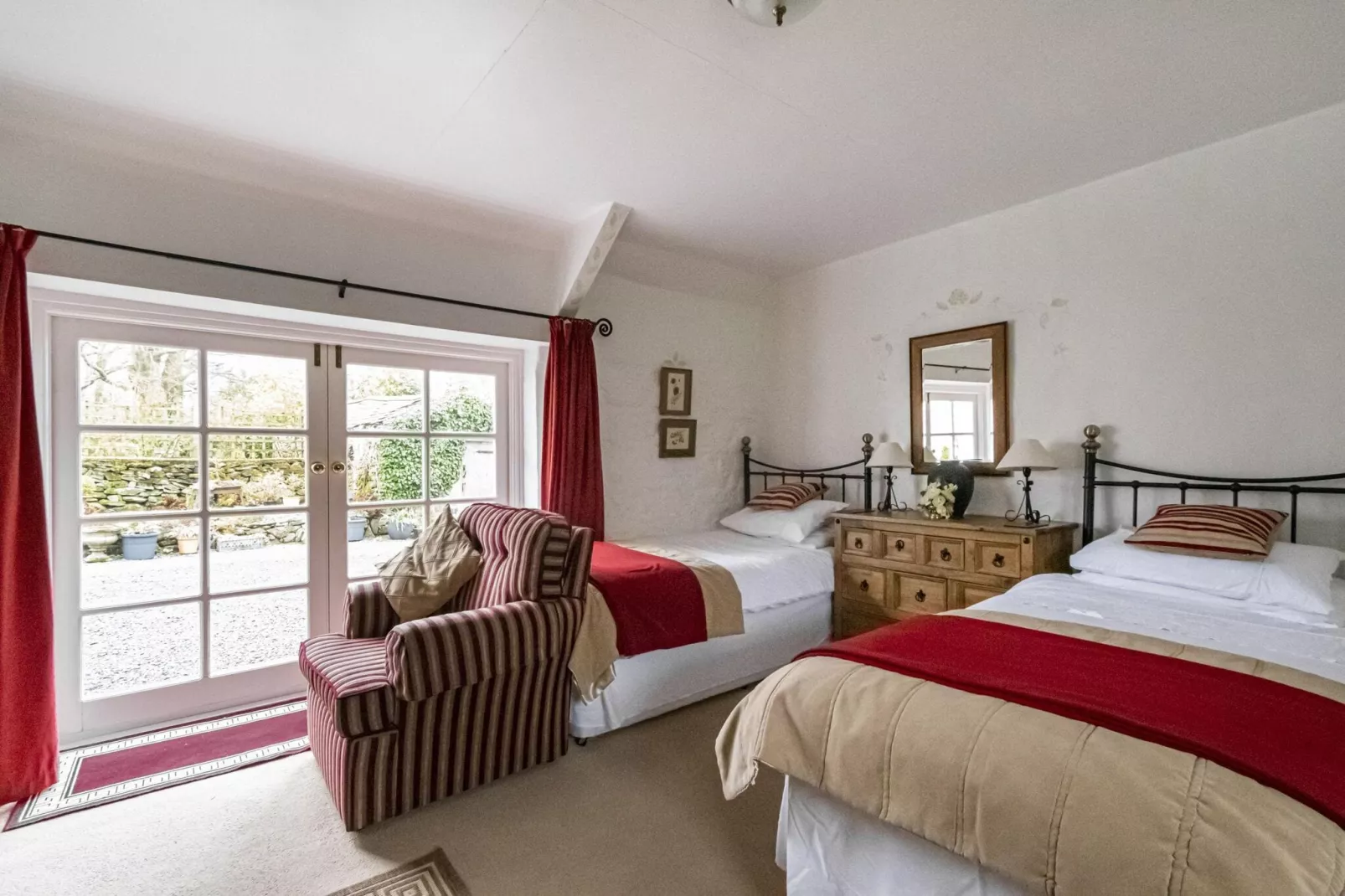 Brodawel - The Cottage-Bedroom