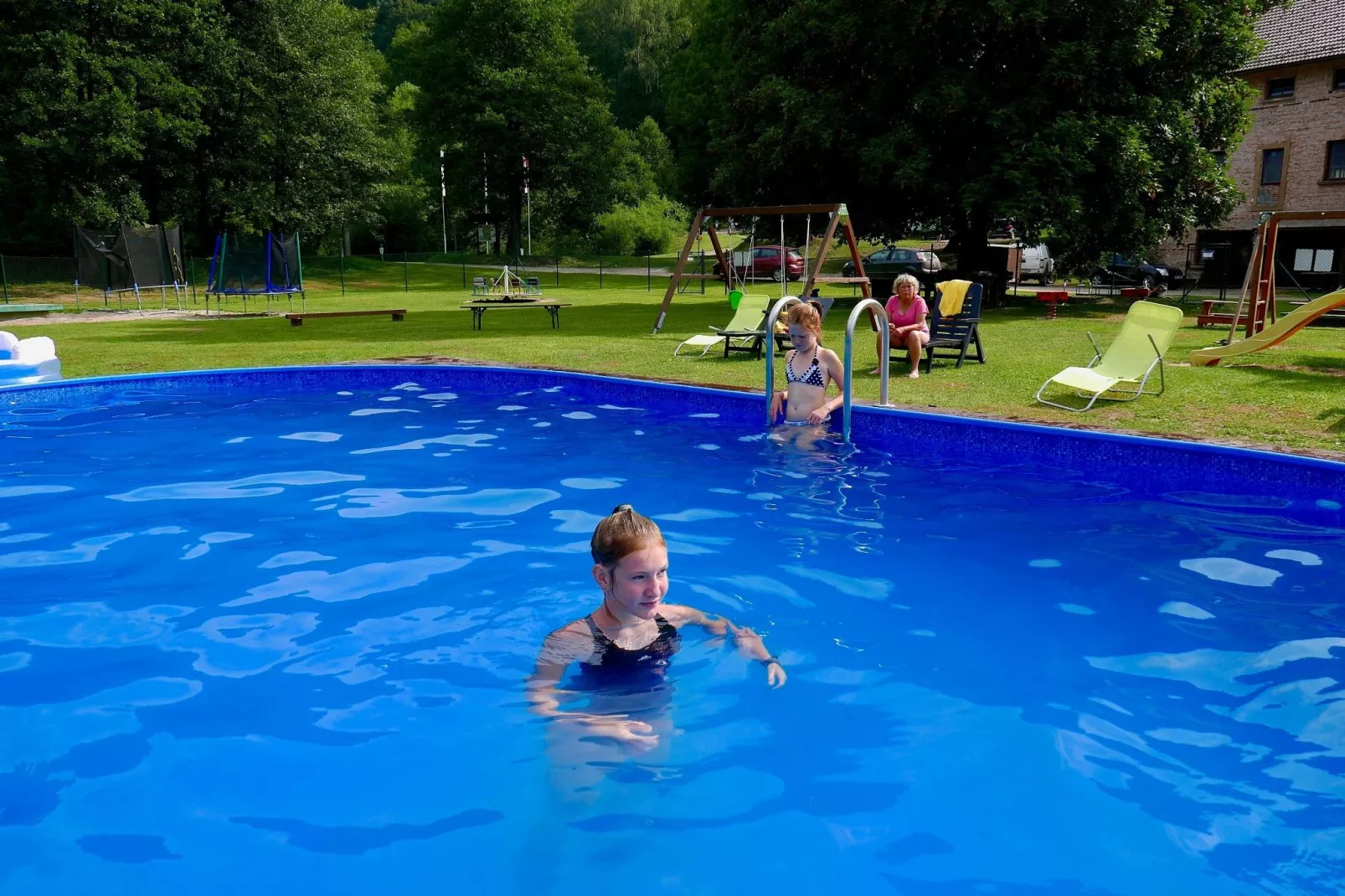 Green Valley Park 1-Pool