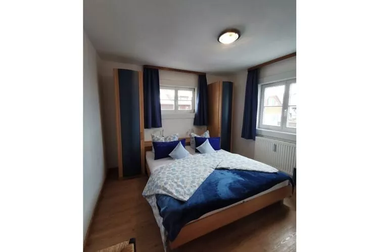 387198-Schlafzimmer