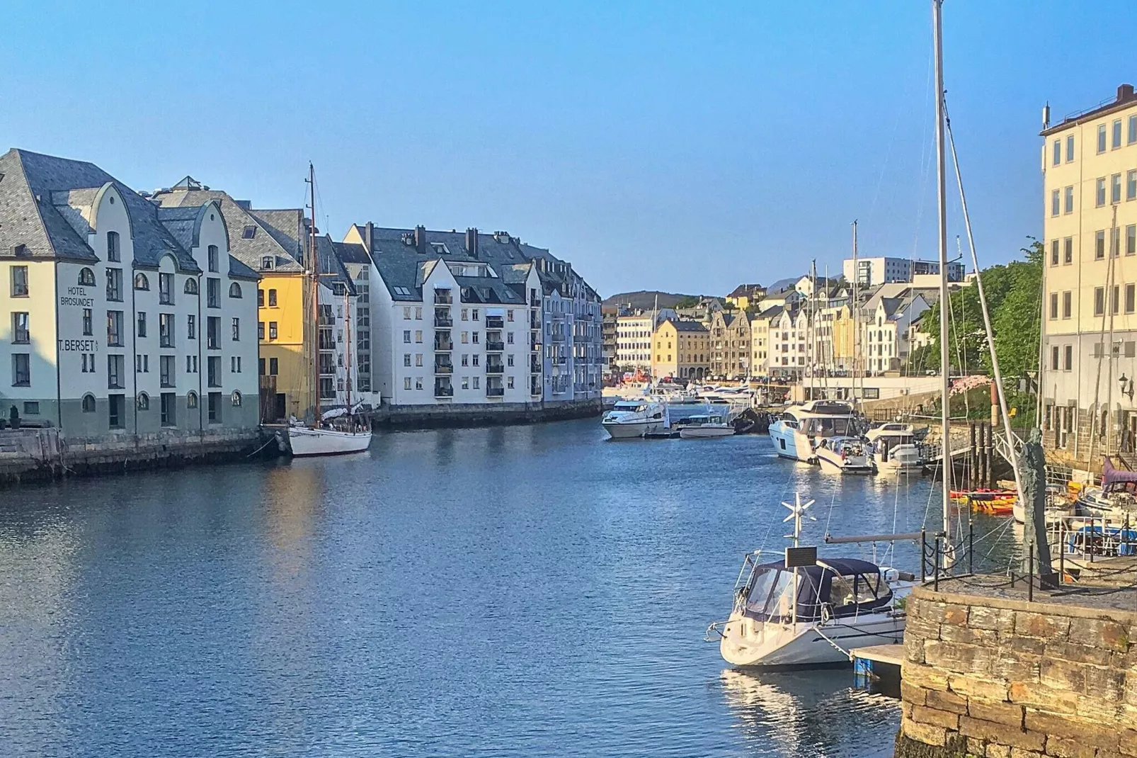 10 Personen Ferienhaus in Brattvåg-Nicht getaggt