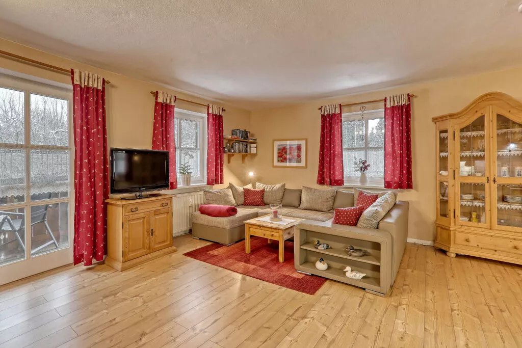 394156-Living room