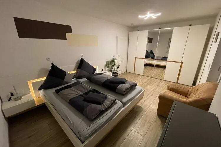 377666-Bedroom