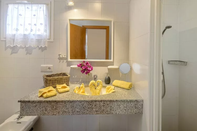 374038-Bathroom