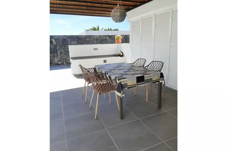 374038-Terrace