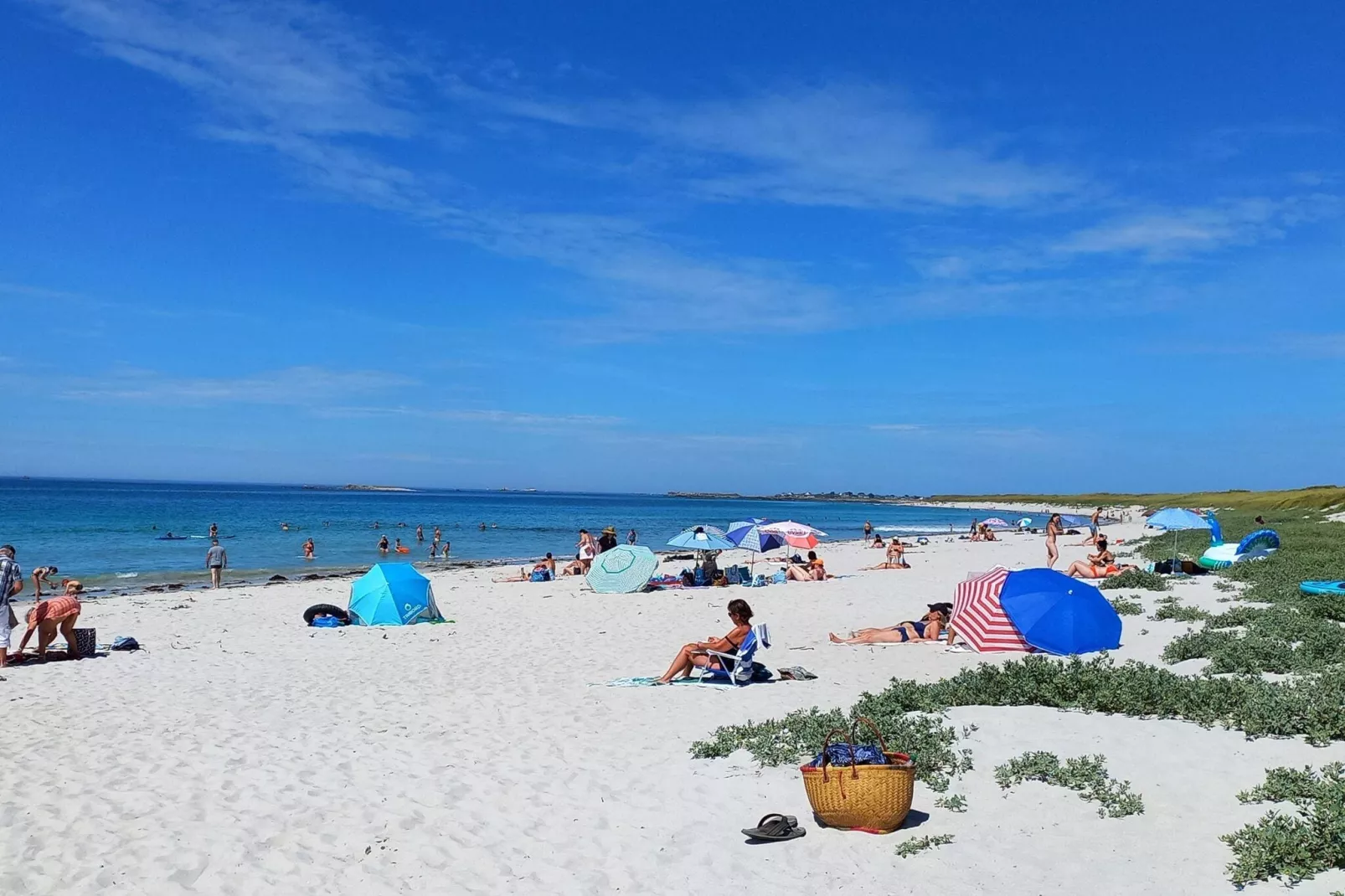 Ferienhaus in unmittelbarer Strandnähe Guisseny-Zones d'été à 1 km