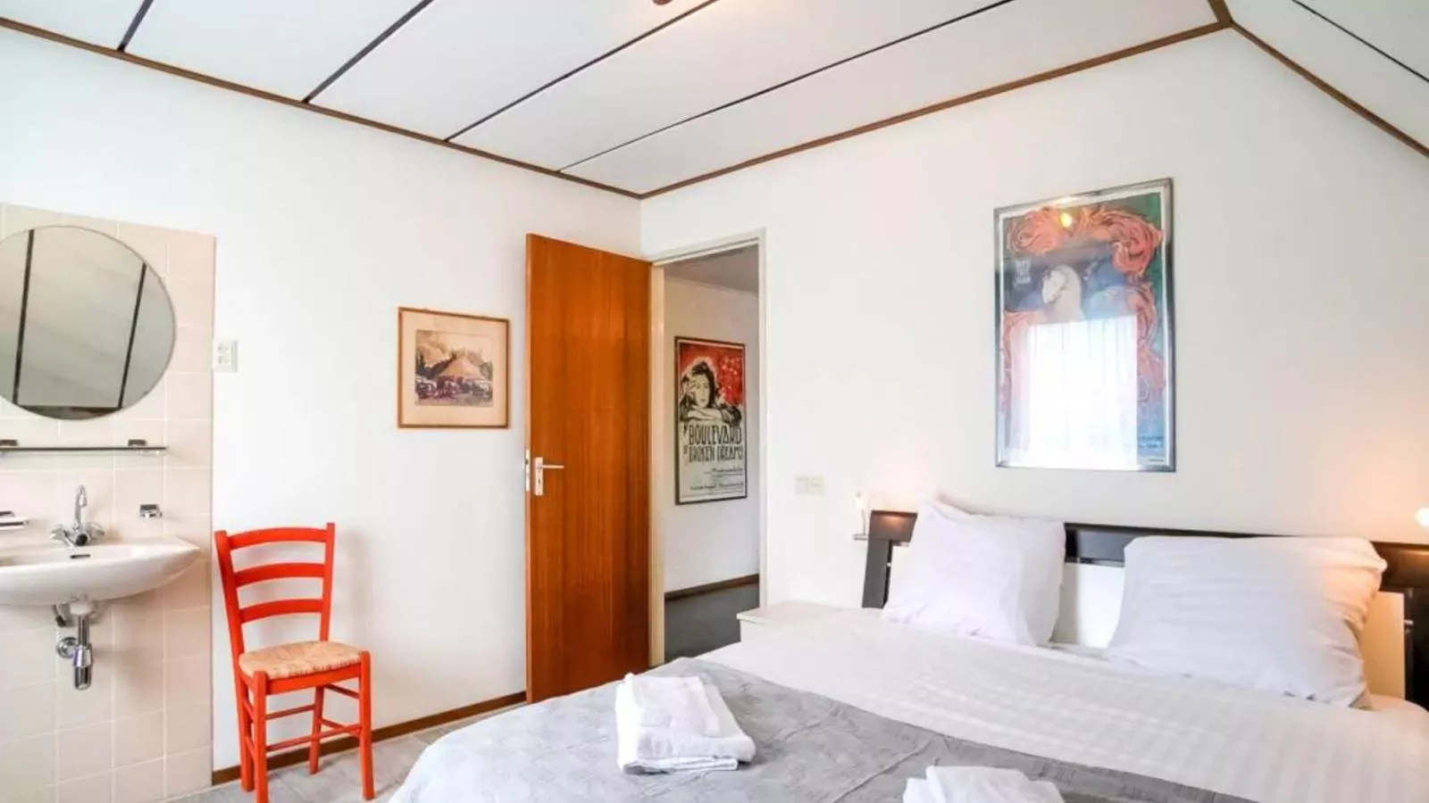 Steenenburg Zicht-Schlafzimmer