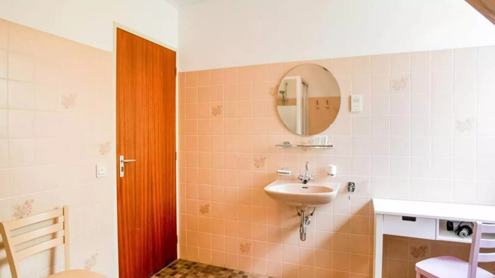 Steenenburg Zicht-Badezimmer