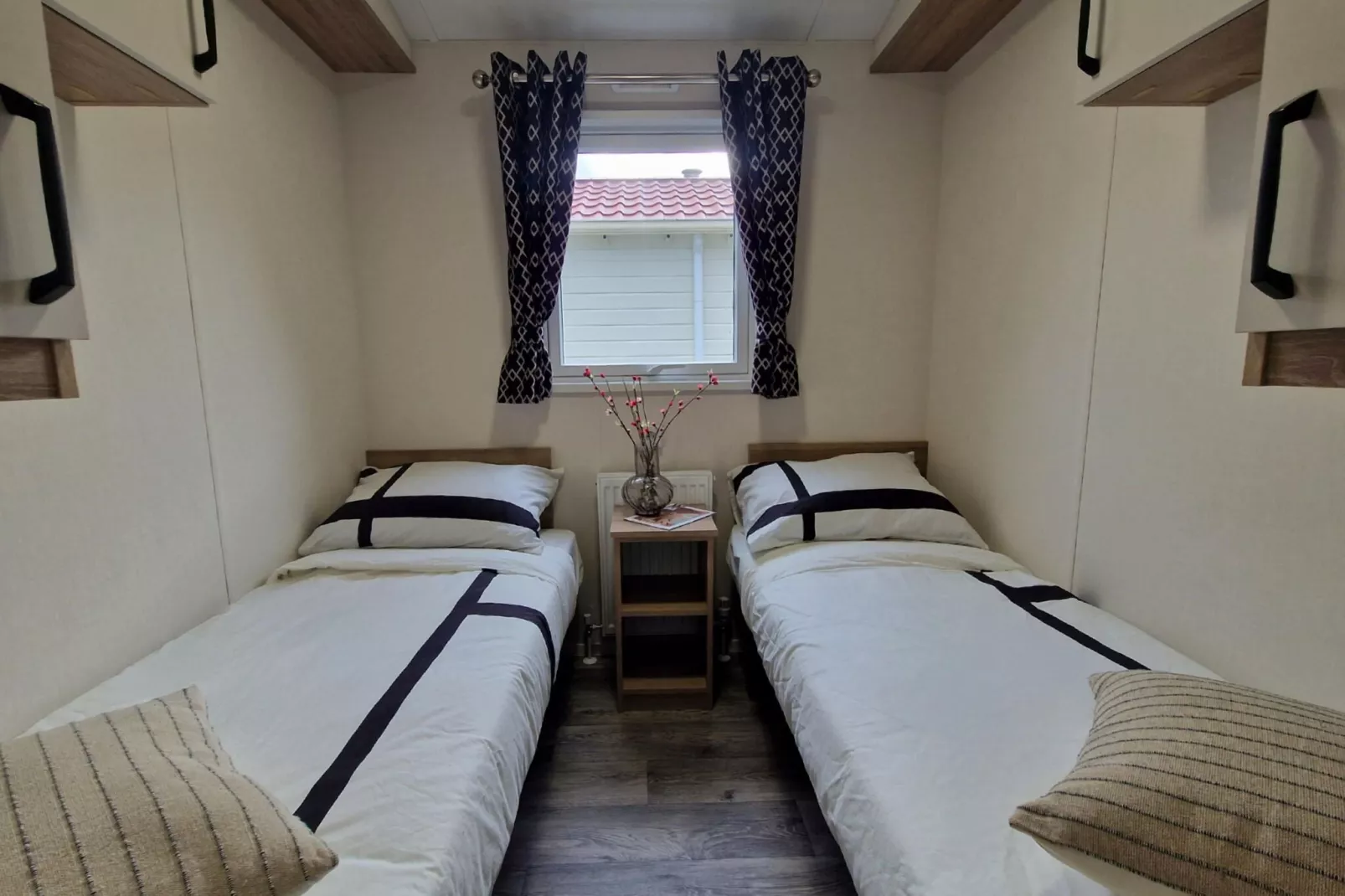 Recreatiepark Wiringherlant - Wiringher Chalet 74-Chambre