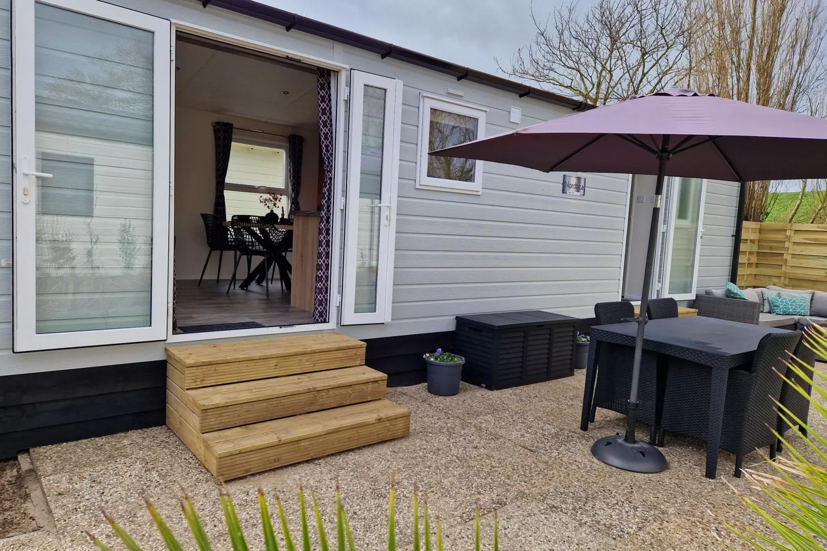 Recreatiepark Wiringherlant - Wiringher Chalet 74-Balcon-terrasse