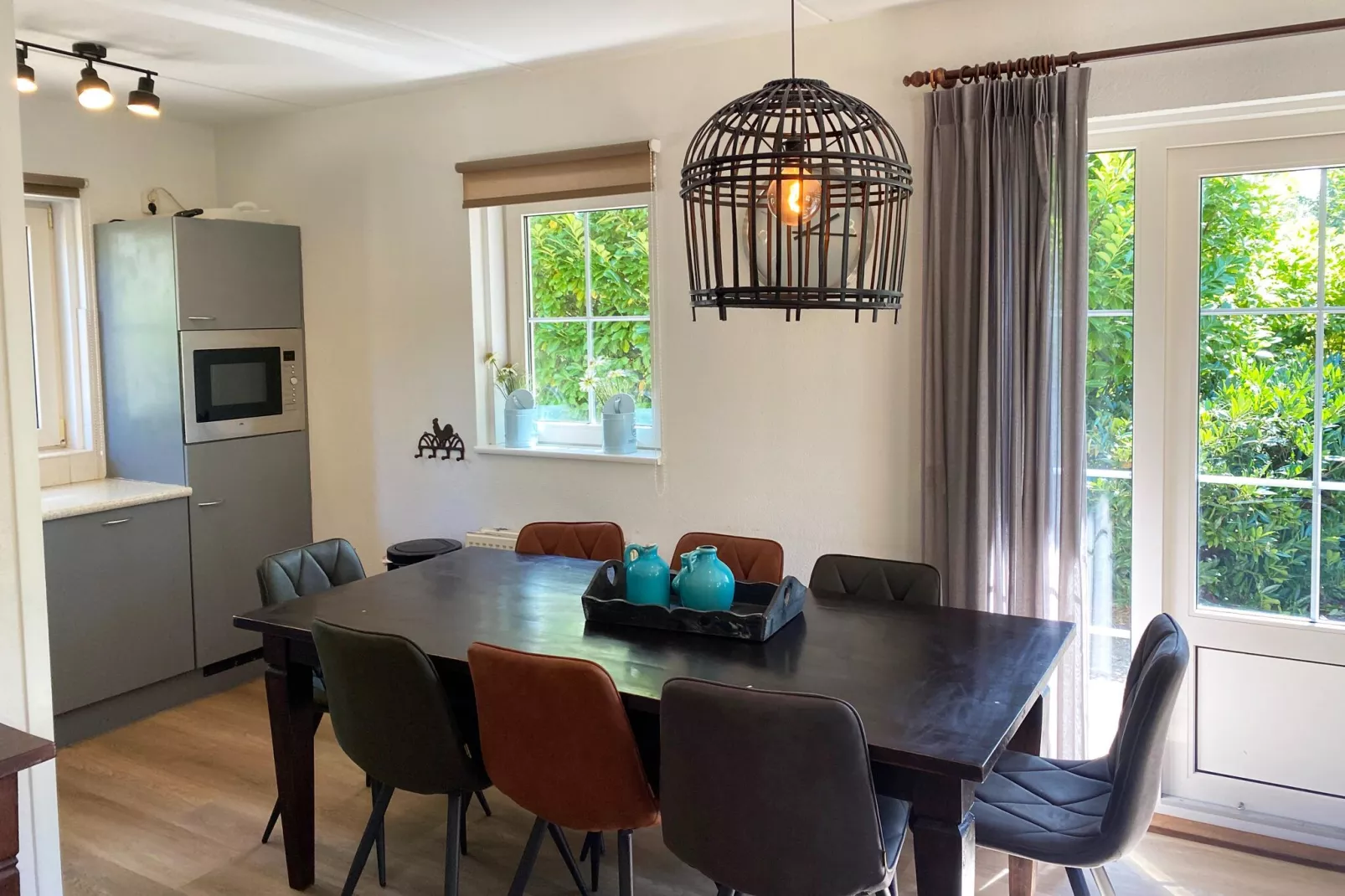 Villapark De Weerribben 1-Dining room