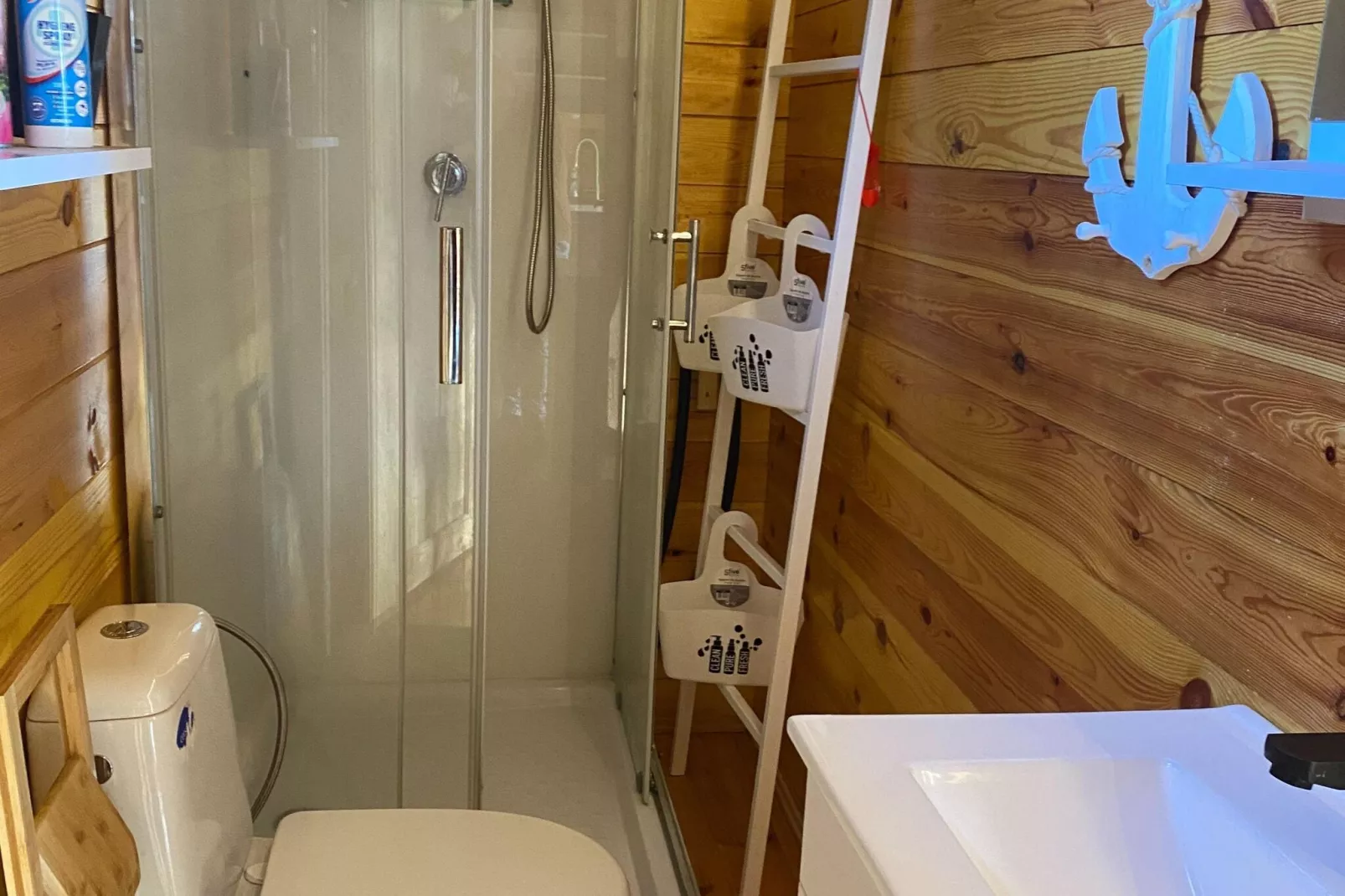 Dom wakacyjny w Stepniczce z sauną i jacuzzi-Salle de bain