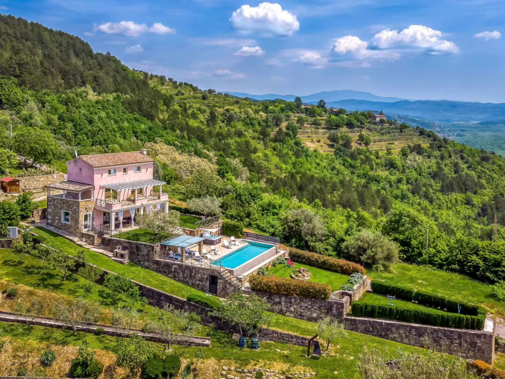 Villa Over the Hilltop-Outside