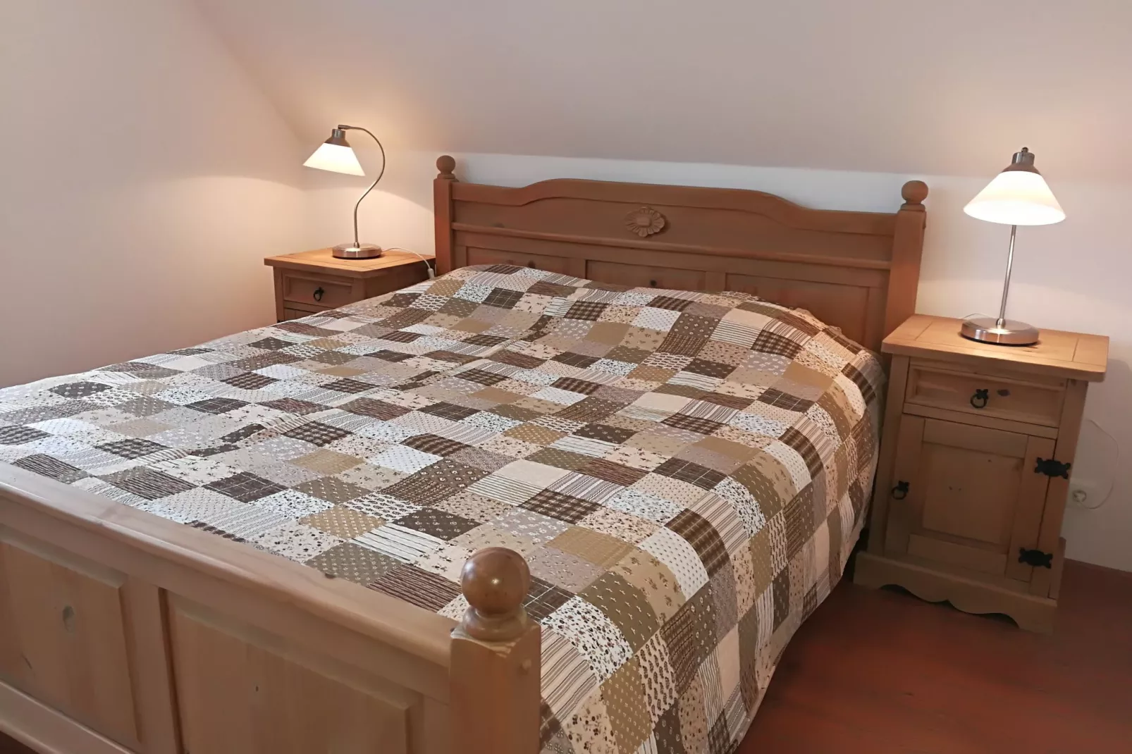 Rád-Bedroom