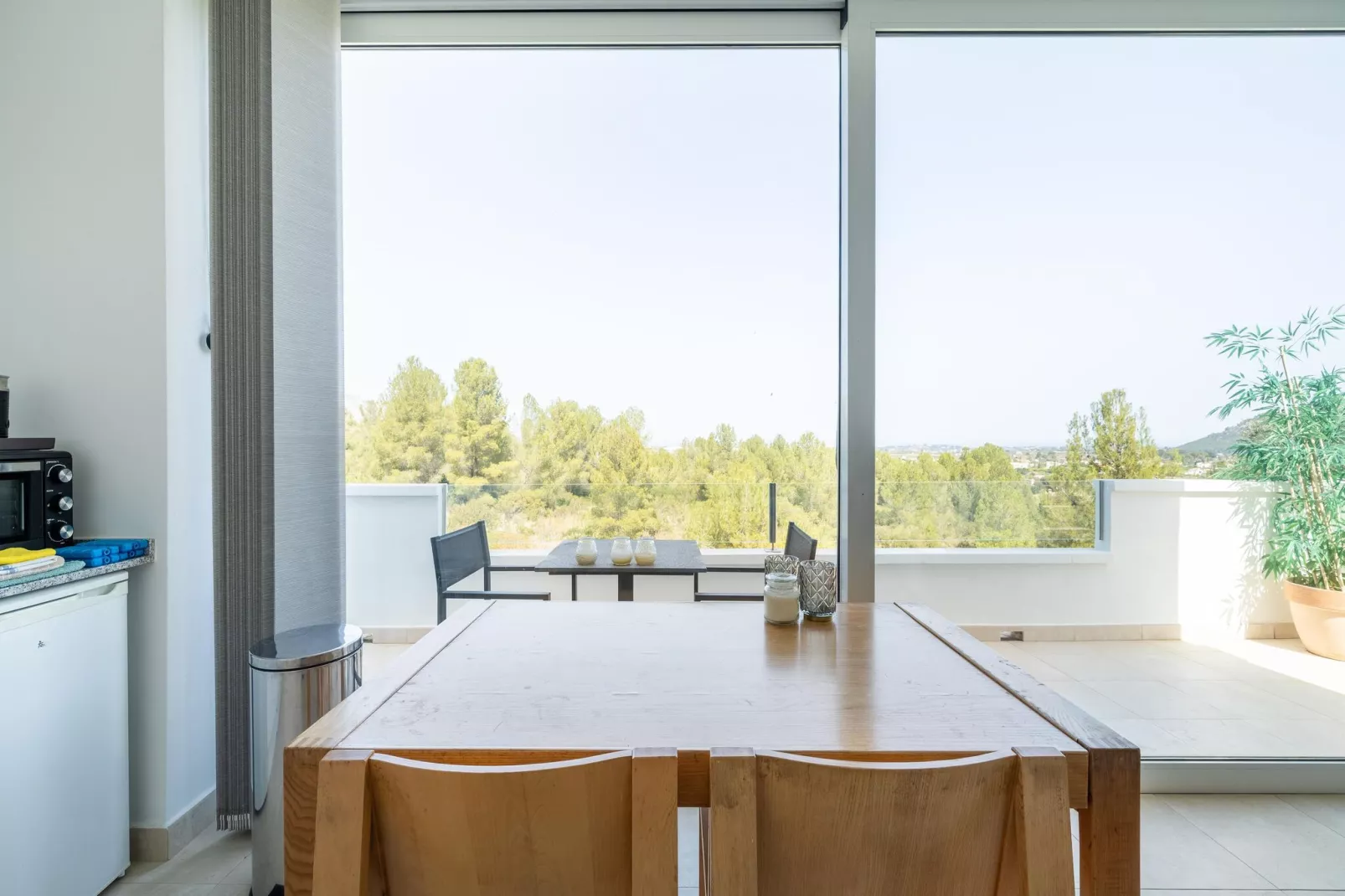 Alegria View-Dining room