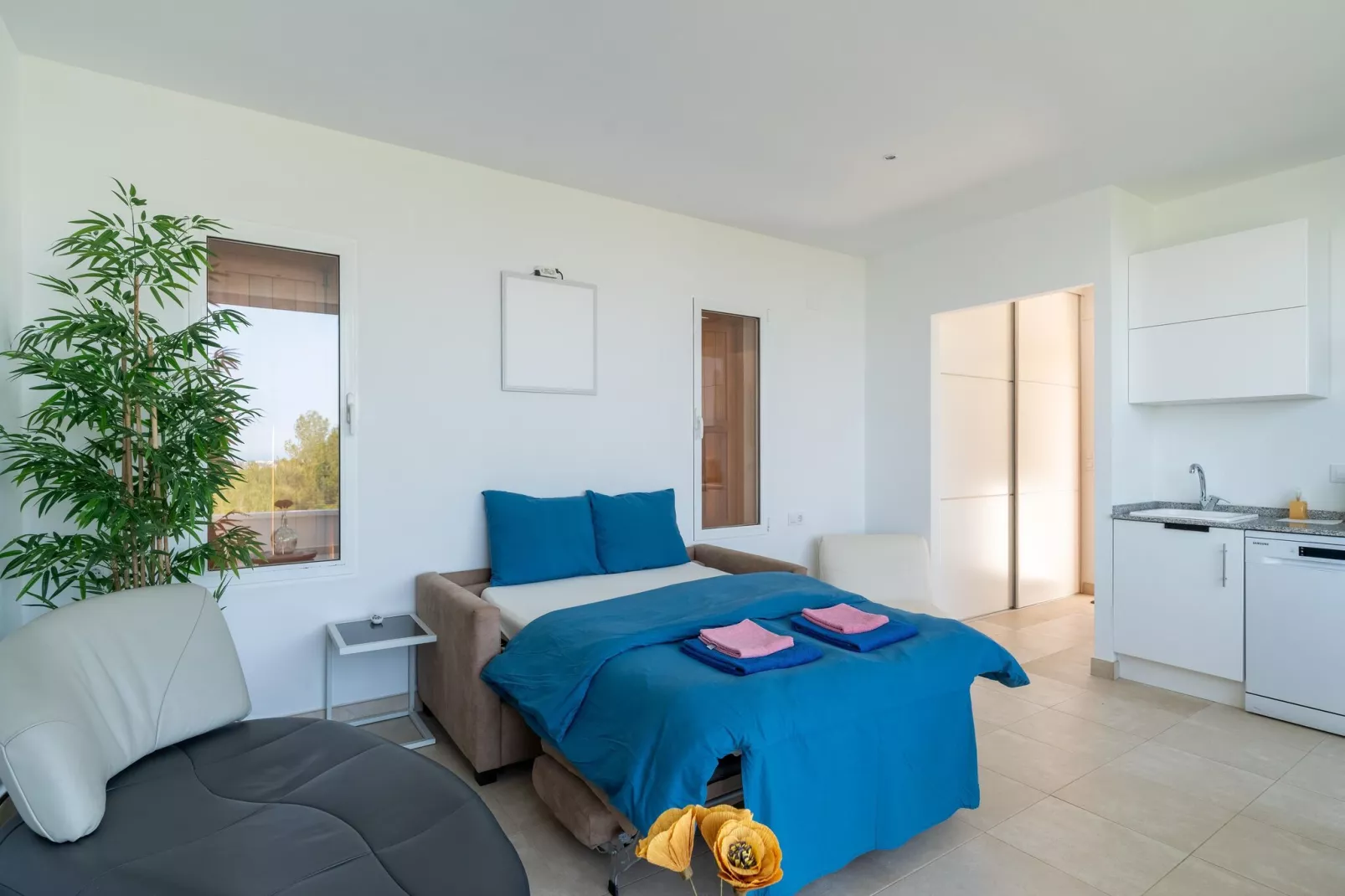 Alegria View-Bedroom