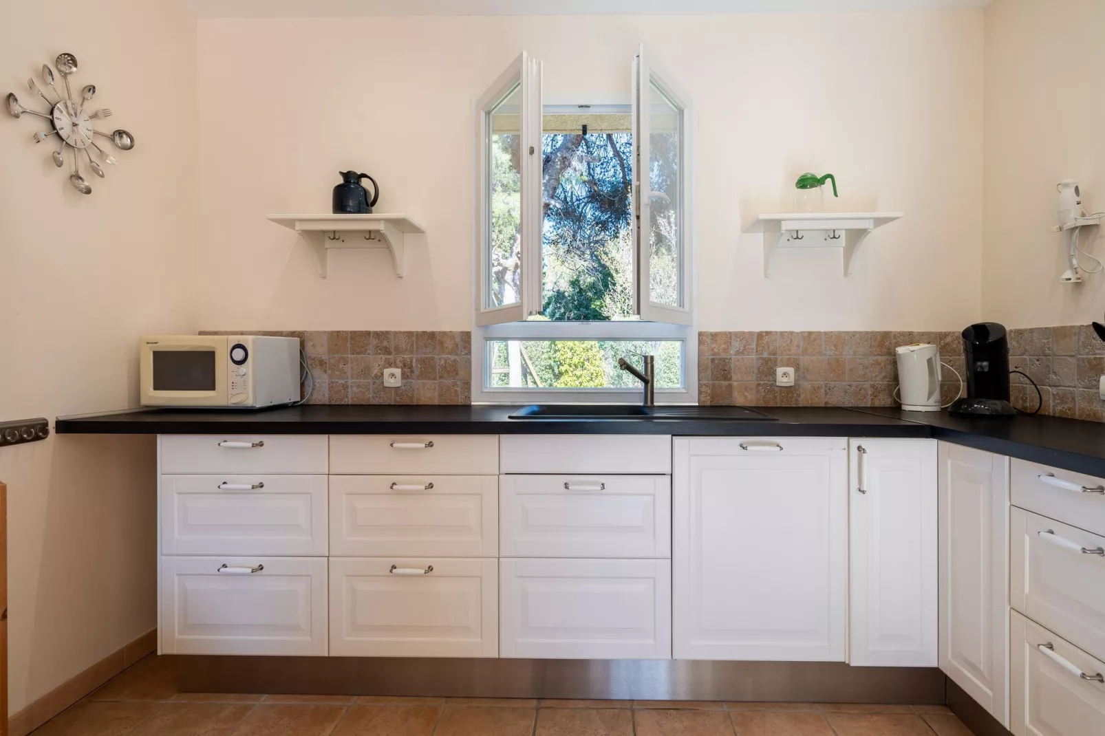 Villa Chardonnay-Kitchen